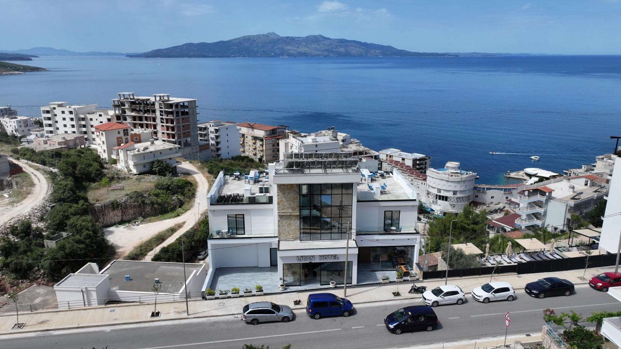 Litan Hotel Sarandë Buitenkant foto
