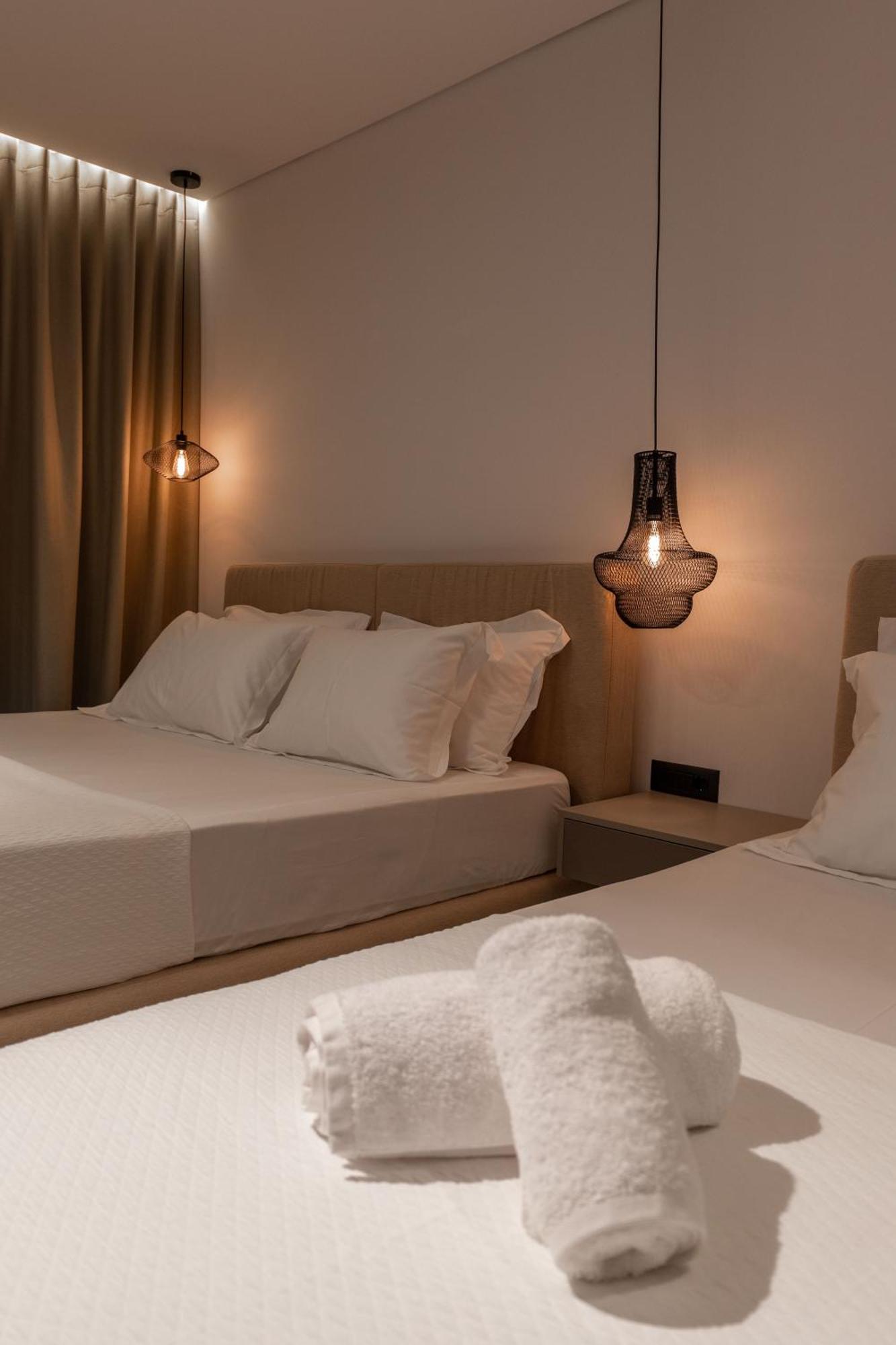 Litan Hotel Sarandë Buitenkant foto