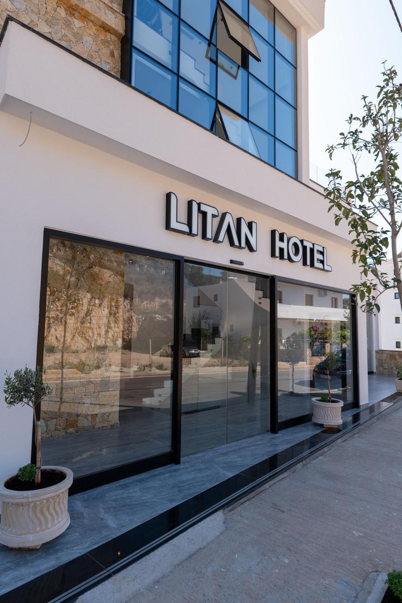 Litan Hotel Sarandë Buitenkant foto