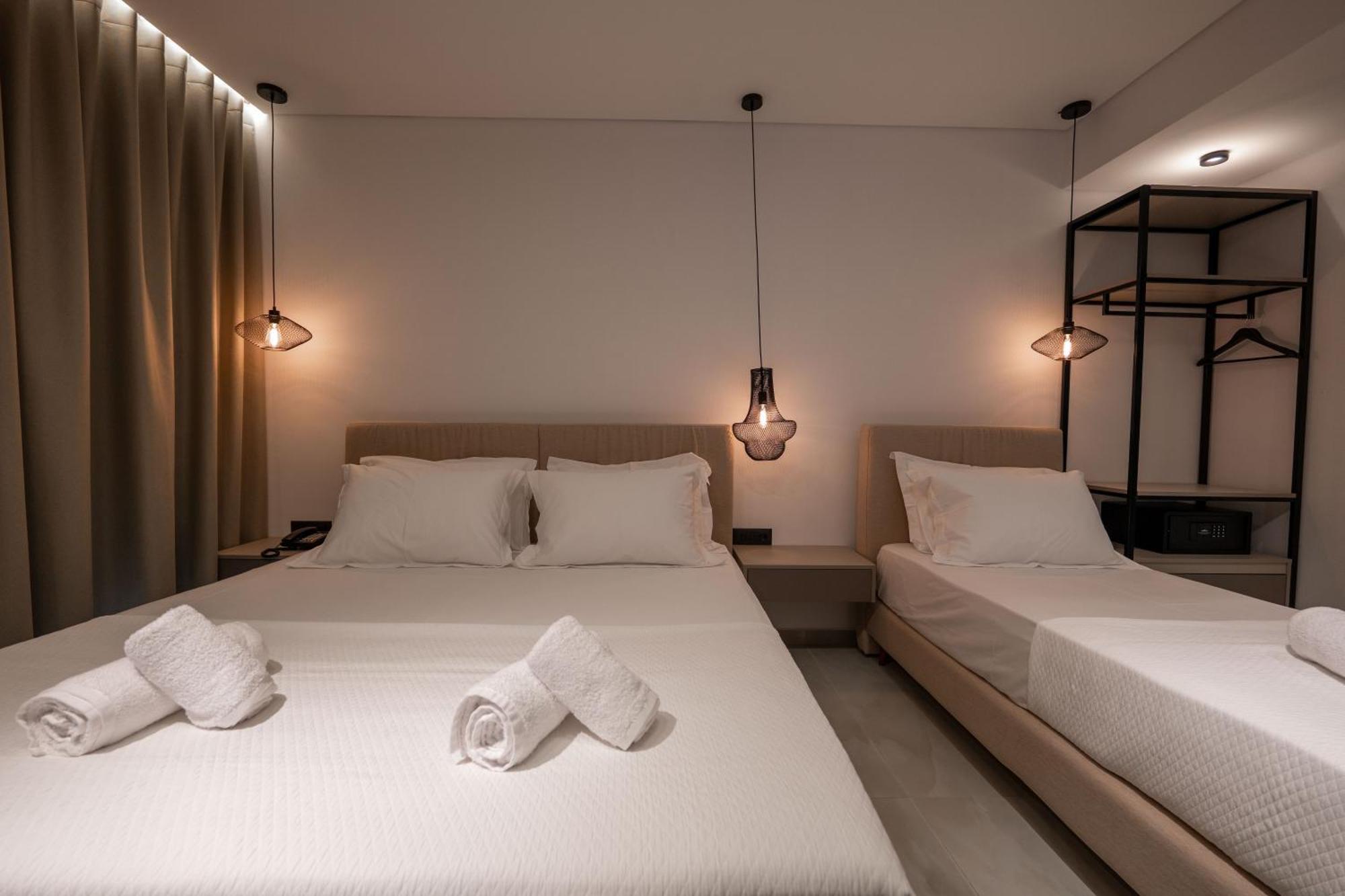 Litan Hotel Sarandë Buitenkant foto