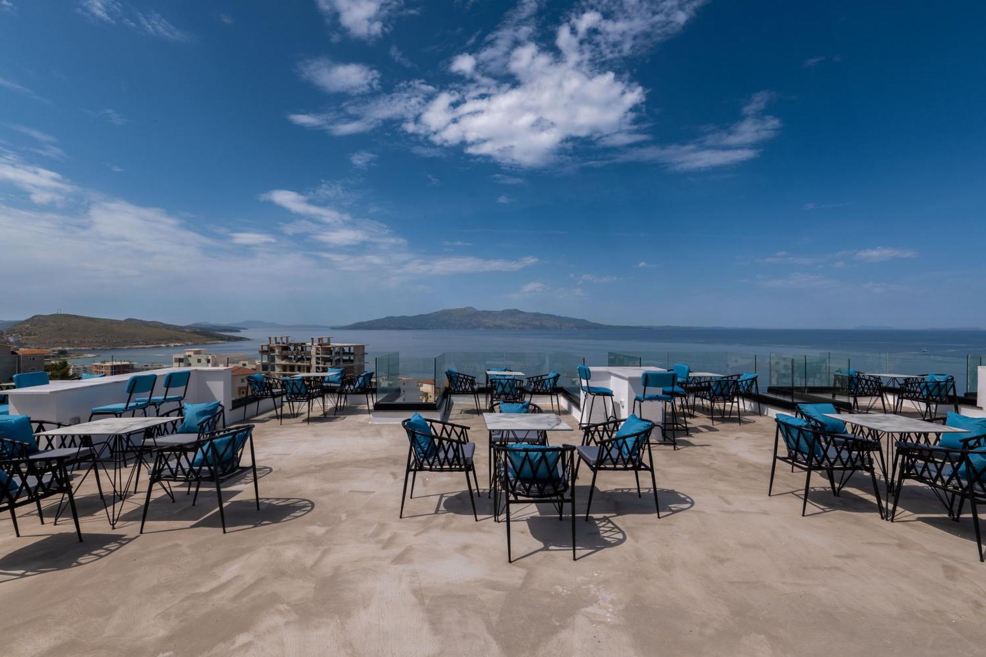 Litan Hotel Sarandë Buitenkant foto