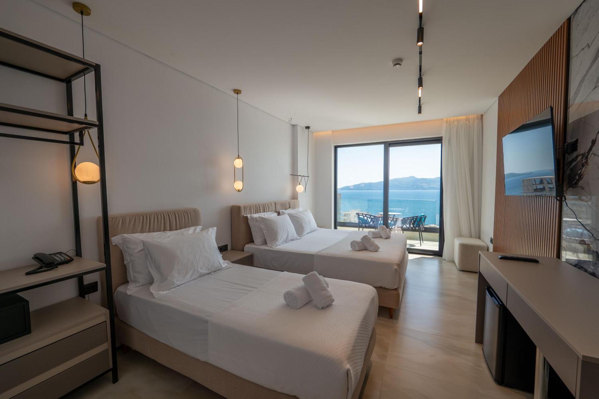 Litan Hotel Sarandë Buitenkant foto