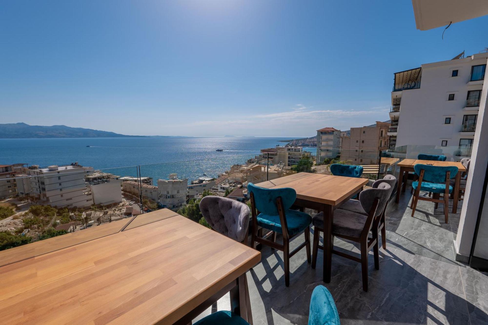 Litan Hotel Sarandë Buitenkant foto