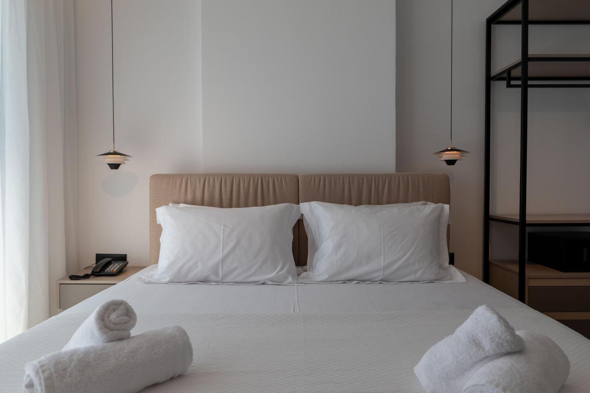 Litan Hotel Sarandë Buitenkant foto